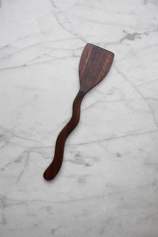 Flat Line - Squiggly Scraper Spatula - Walnut Wood