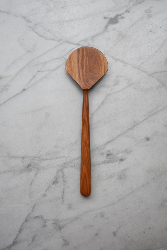 Shell Cooking Spatula - Cherry Wood