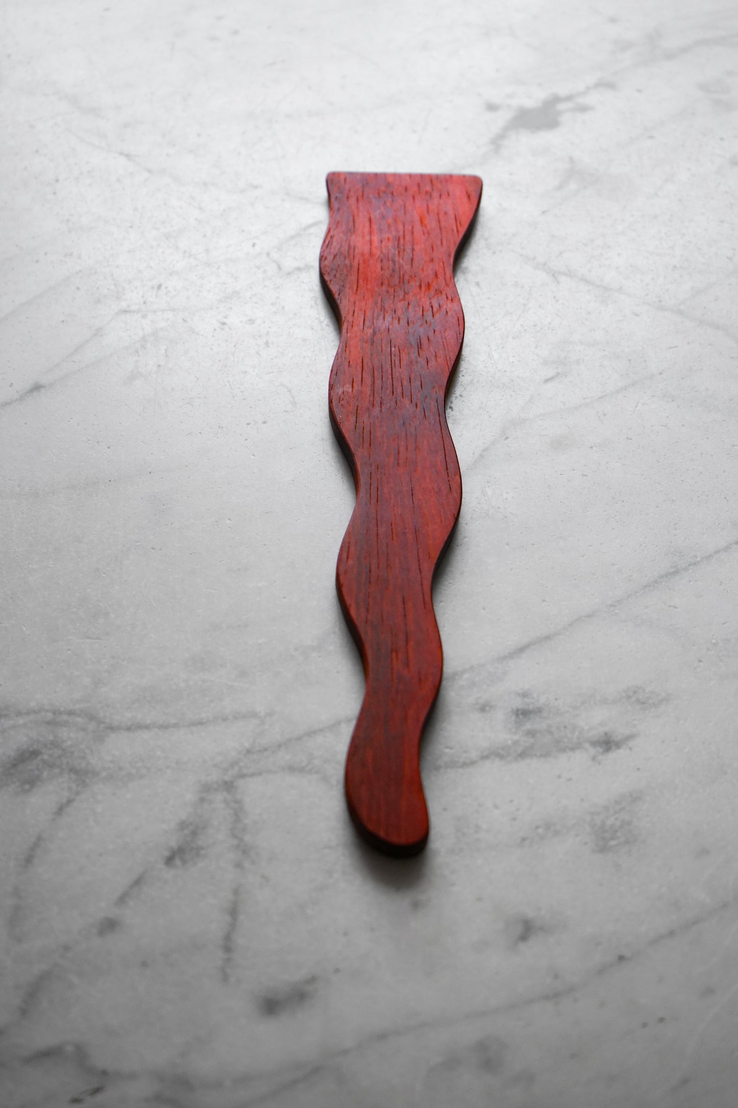 Flat Line - Wavy Spatula - Padauk Wood